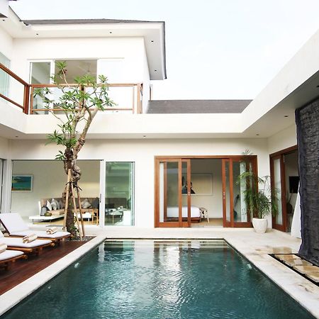 Villa Aditi, Sitara Villa Group Семіньяк Екстер'єр фото